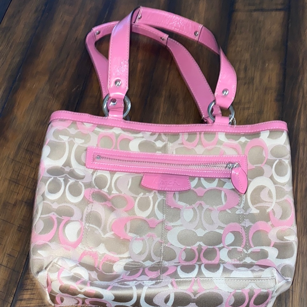 Coach Pink and khaki Shoulder Bag